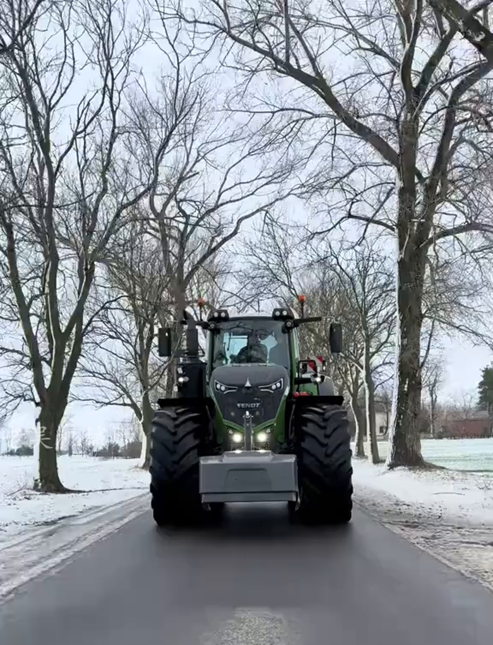 芬特1050拖拉机,农机界的大家伙!
