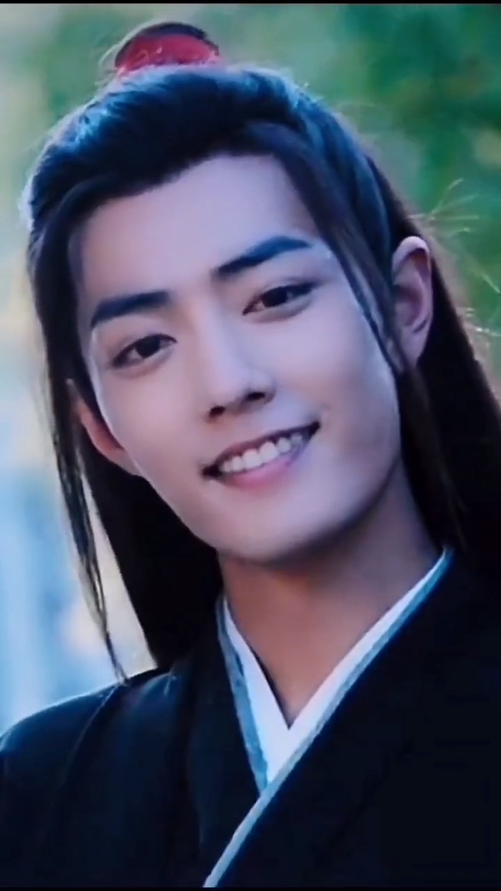 犹记得当年,不经意间就被肖战魏无羡的笑容圈粉了