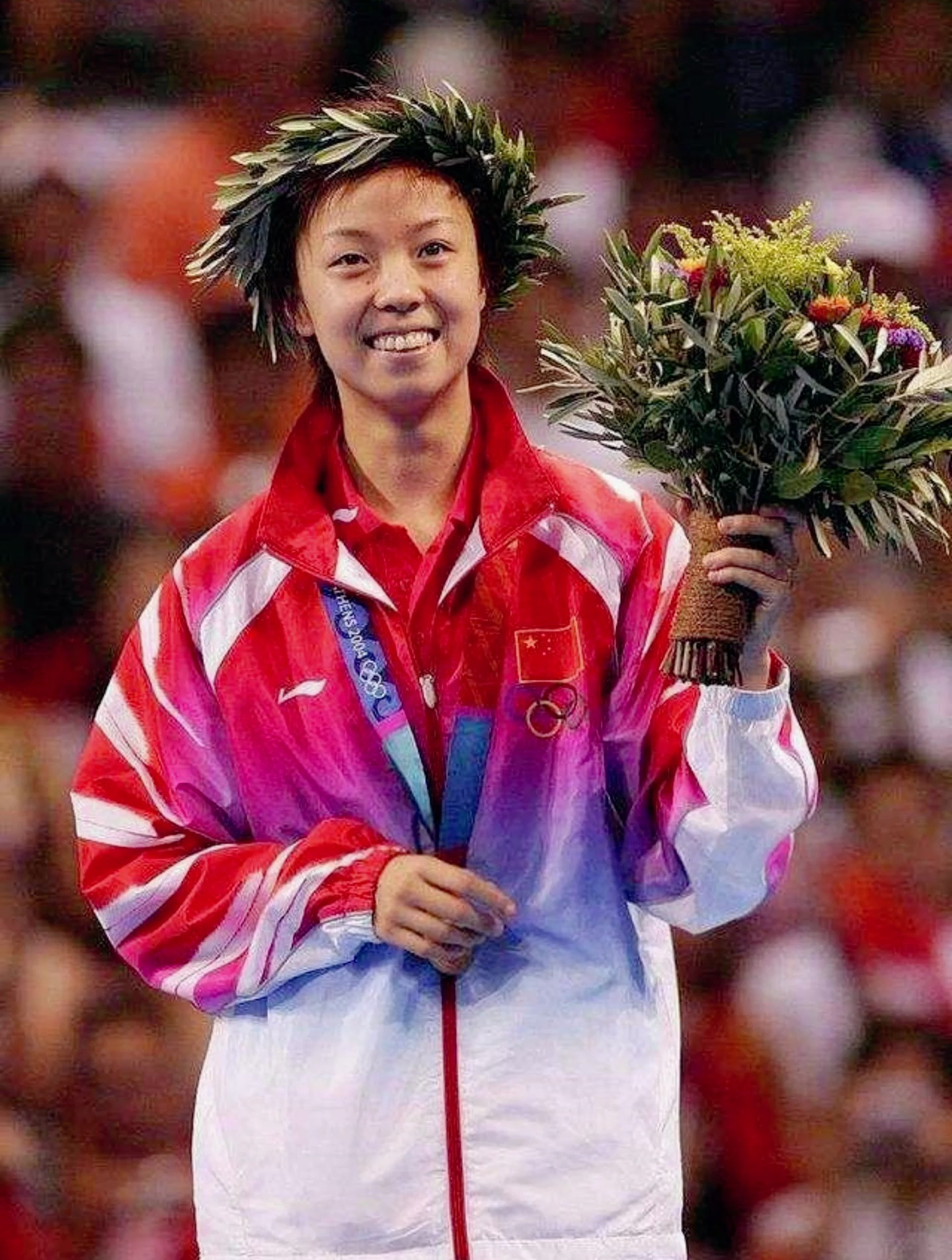 张怡宁:敢扣我球拍 鞋底都能给你打哭 二-度小视