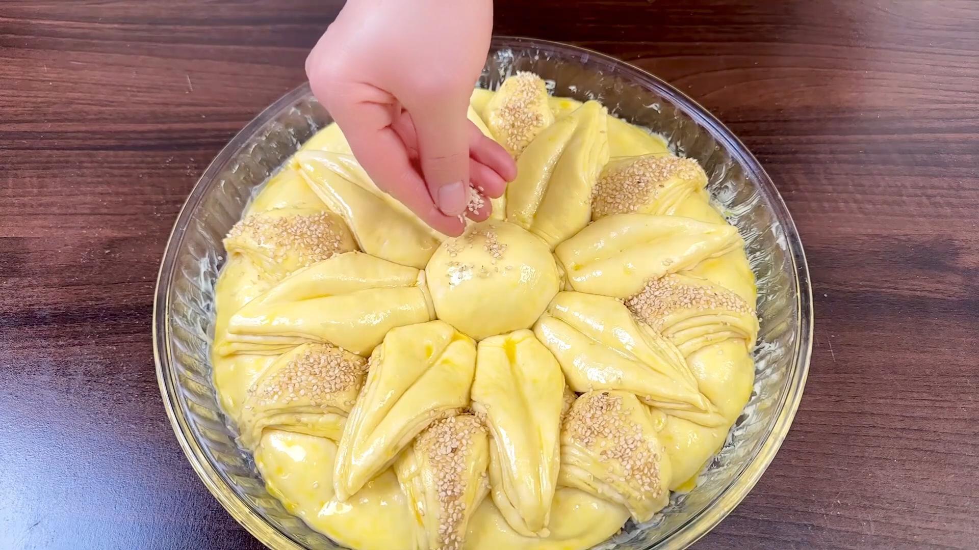 一位意大利朋友向教会了我这个食谱。超好吃超松软可以手撕的面包