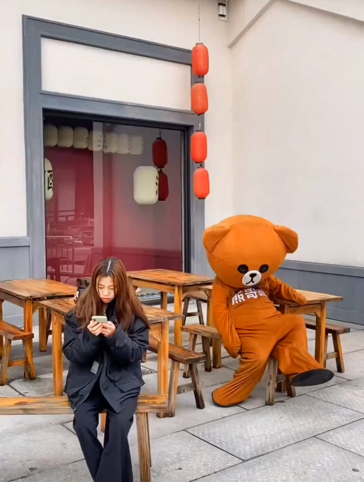 小姐姐你这样太过分了吧,网红熊,搞笑视频,皮皮熊,专治不开心