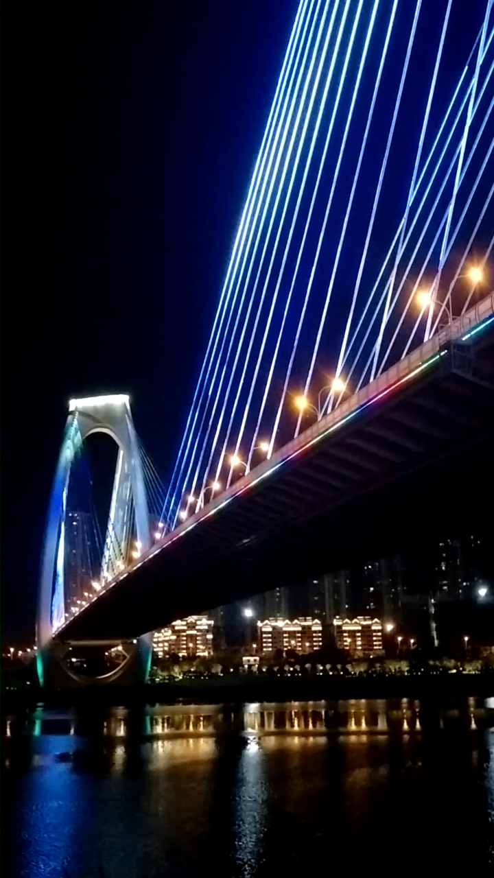 南宁青山大桥夜景