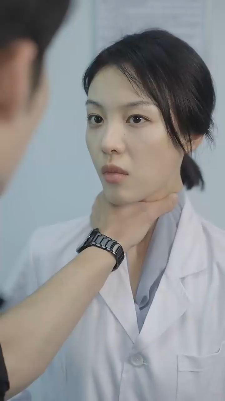 2集,高玥故意陷害苏怀夕,致使沈温言误会