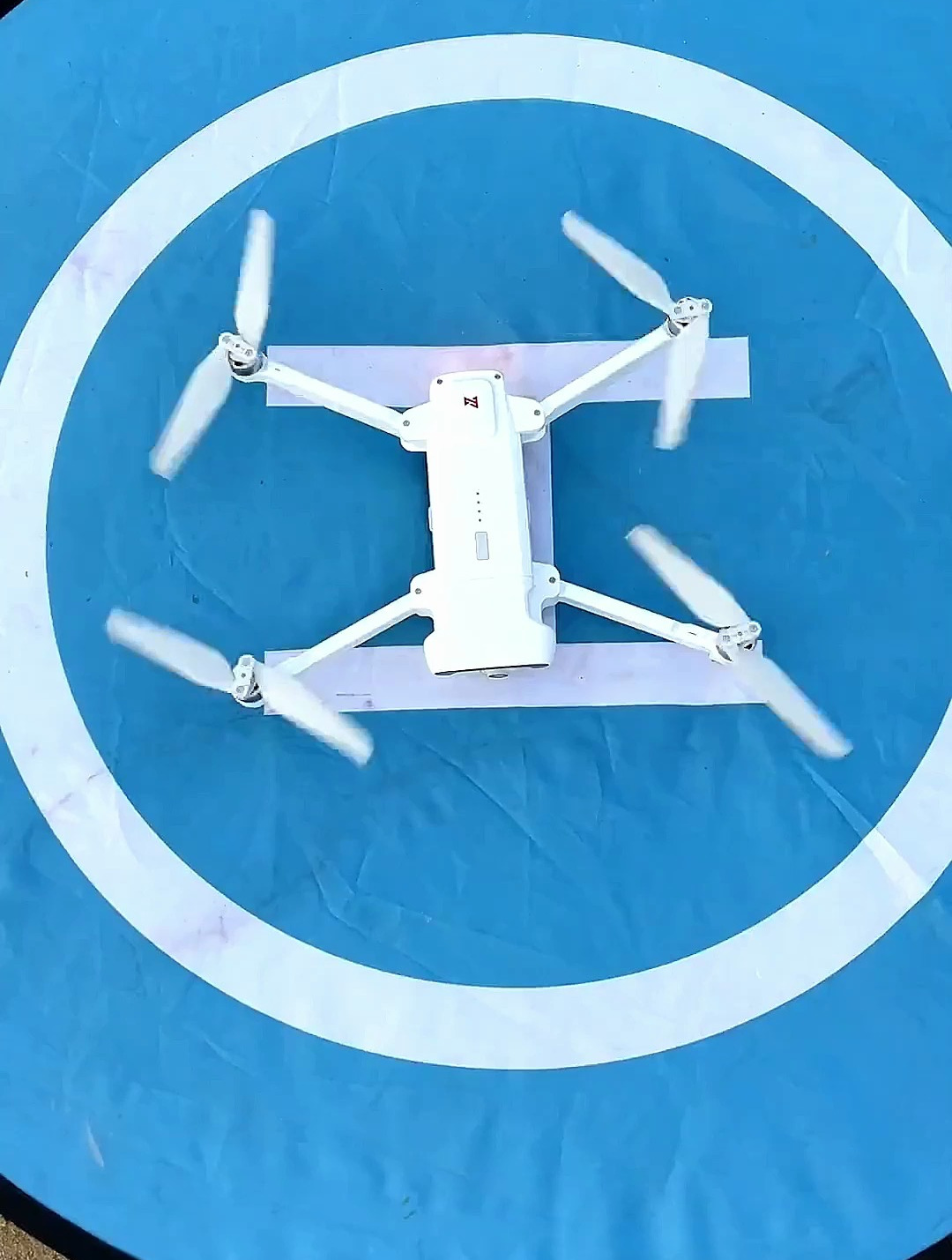 飞米x8se2022款三轴机械云台防抖12英寸底拍照录像4k