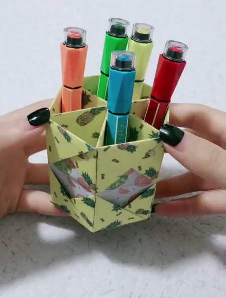 手工 折纸 儿童实用收纳笔盒-度小视