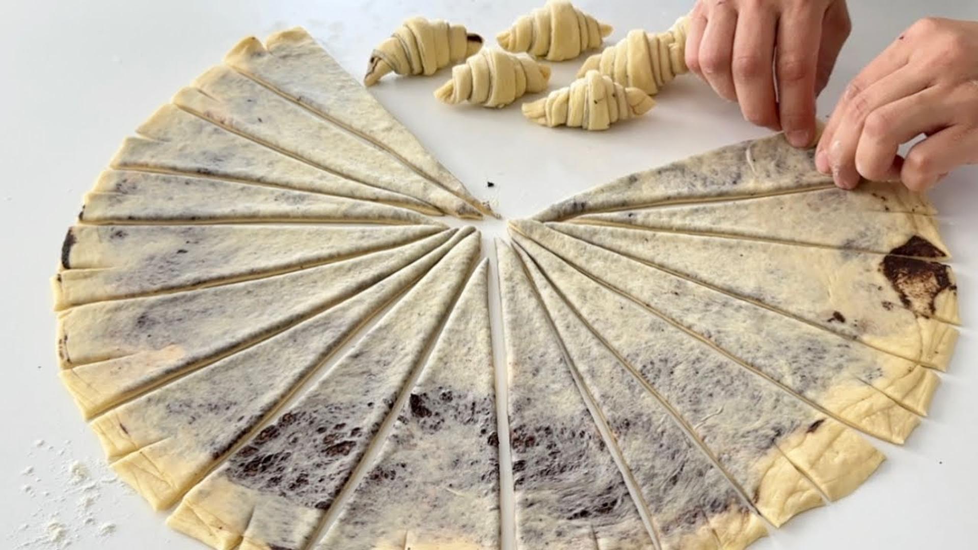 只要放上橄榄酱!牛角面包无比美味,这个秘密很少有人知道