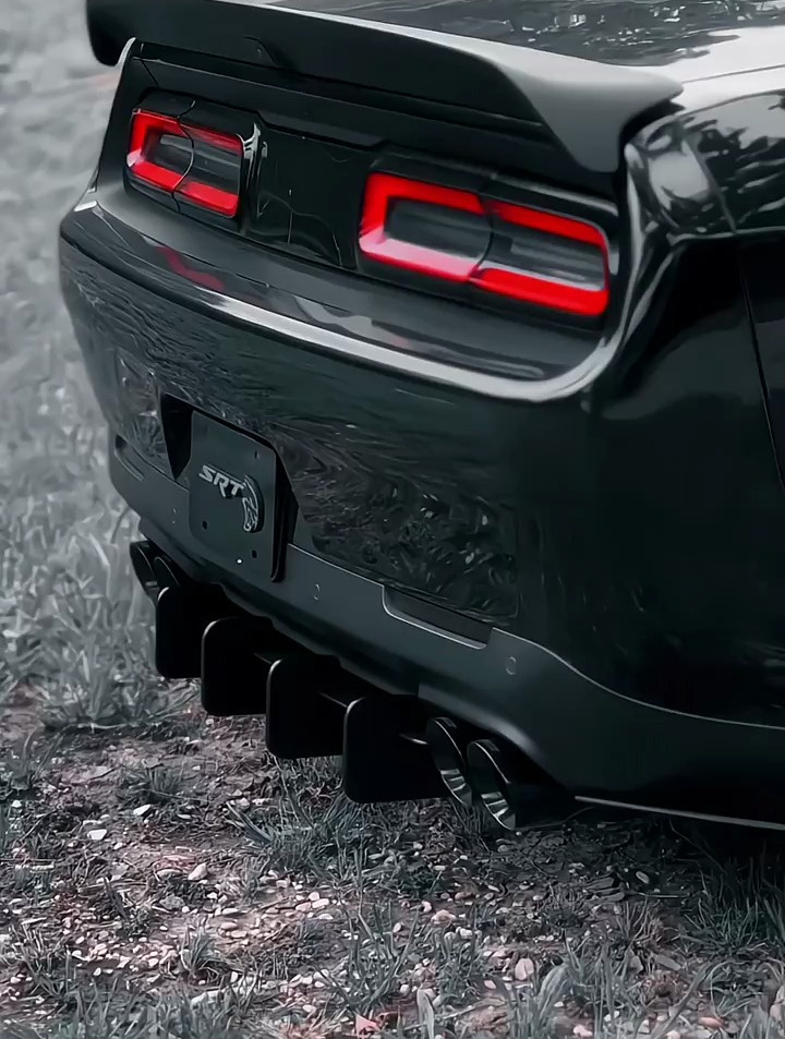 道奇挑战者地狱猫,5.0大v8