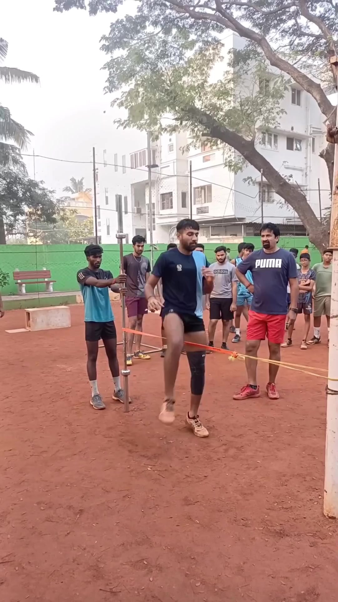 volleyball!瞧瞧隔壁三哥对于垂直弹跳和灵活性的专项训练!