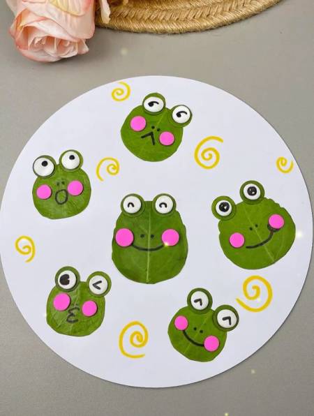 几片落叶,简单拼贴出好看的小青蛙,快带孩子玩起来吧!树叶贴画-度小视