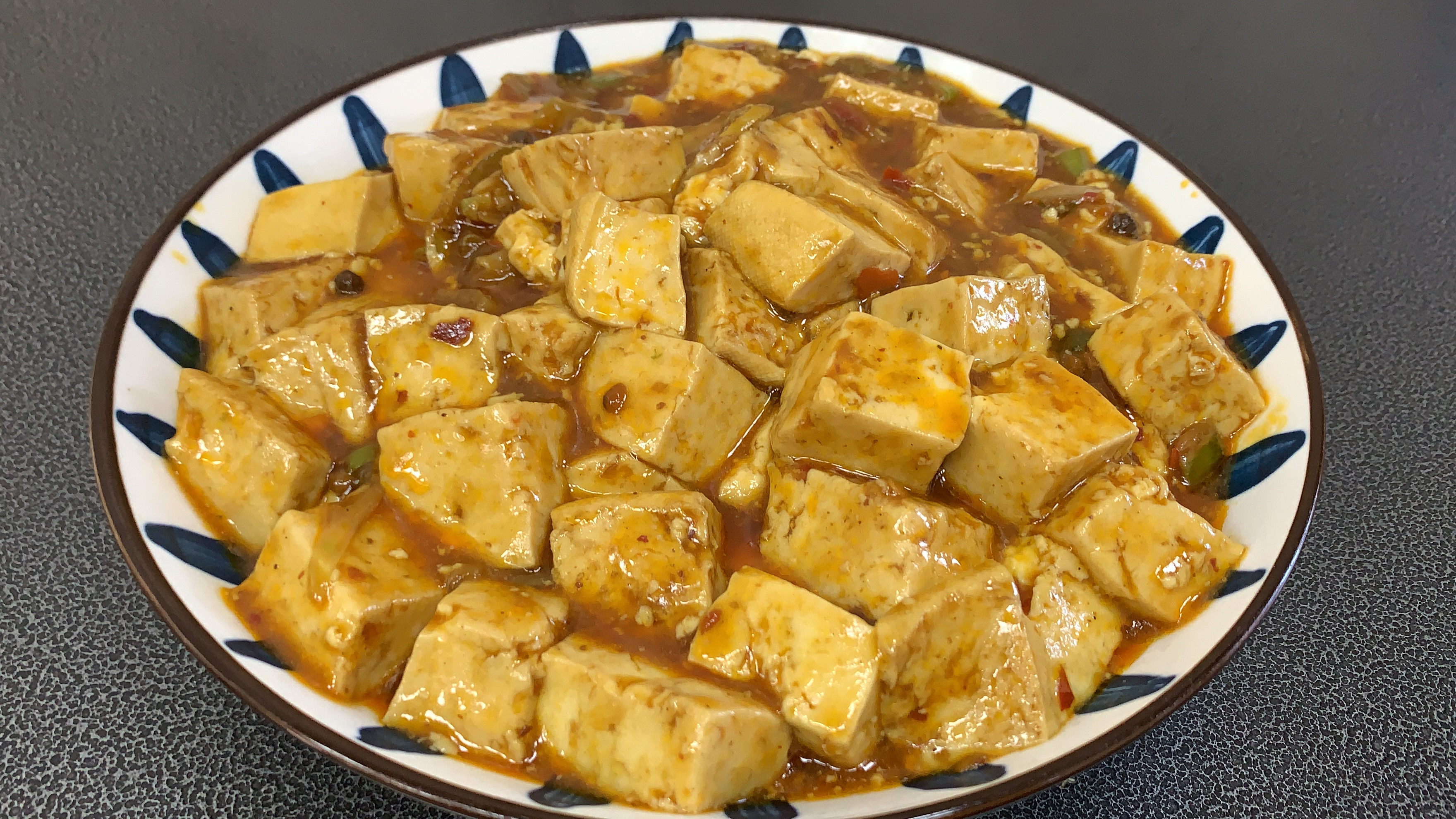 大厨分享麻辣豆腐的做法,口感嫩滑入味,家常饭店都可以用