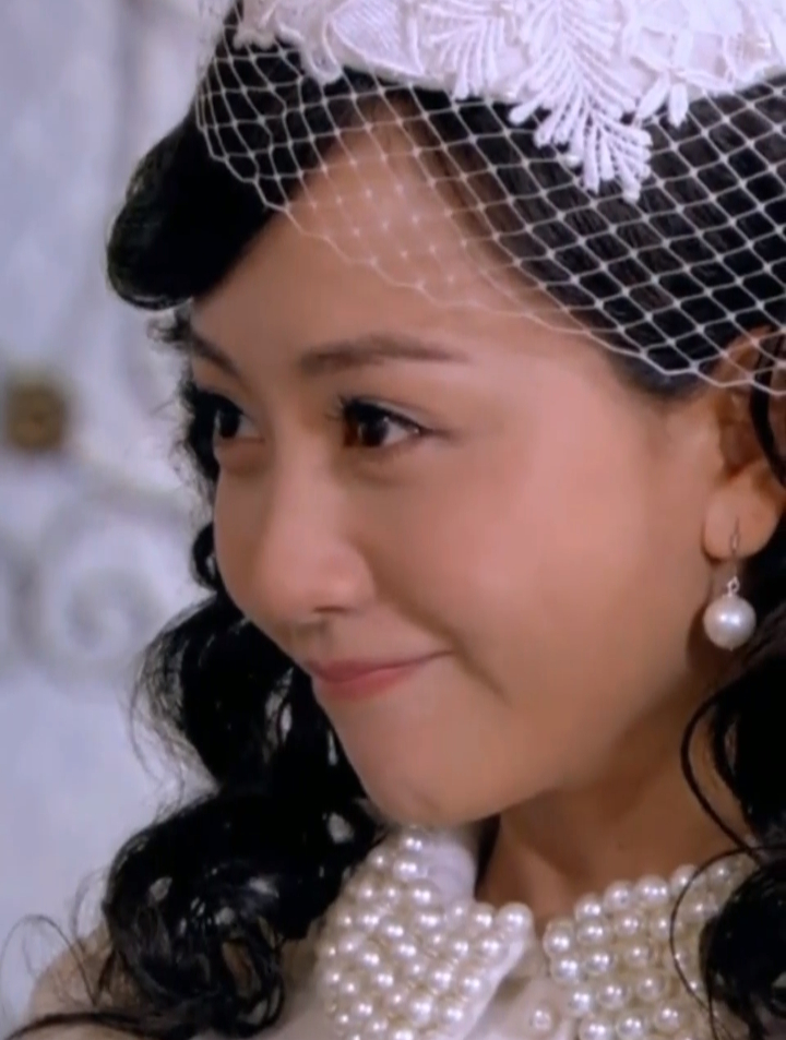 杨蓉,女神穿上婚纱也太美了吧,你想和她结婚吗?