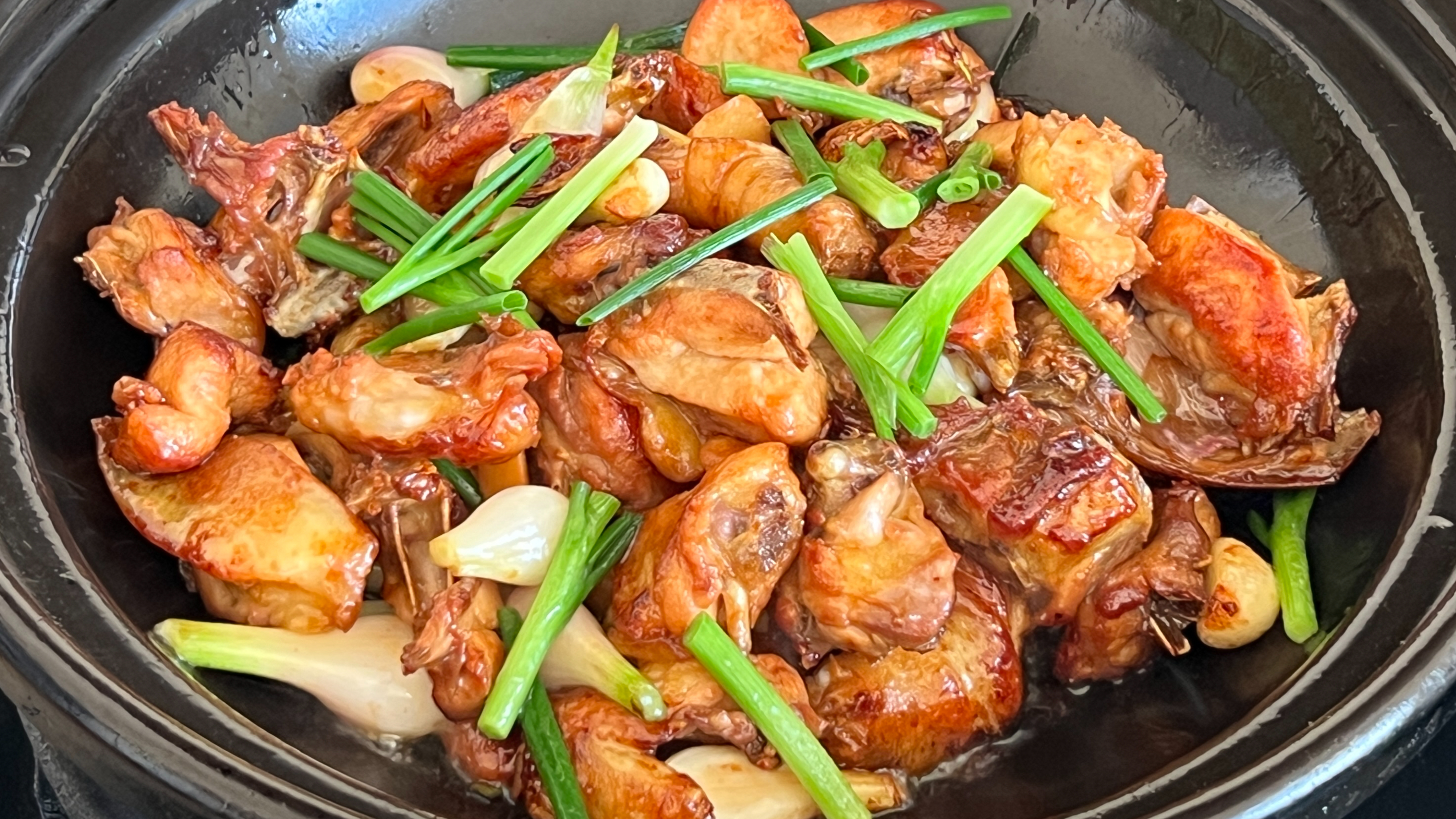 教你熟啫土鸡怎样做才好吃,出锅外香里嫩,做法简单满屋飘香