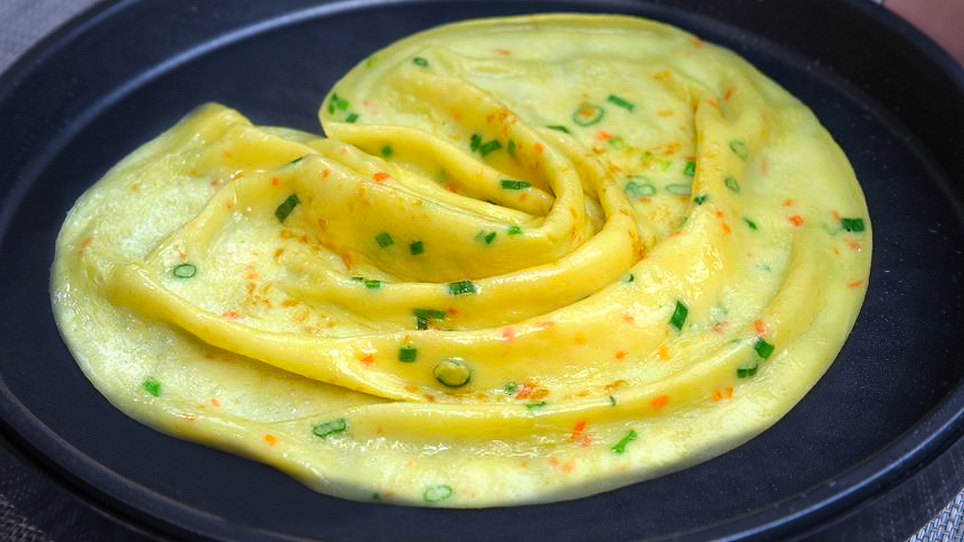 不用10分钟，在家做简单早餐饼，手不沾面也不用发面，太香了