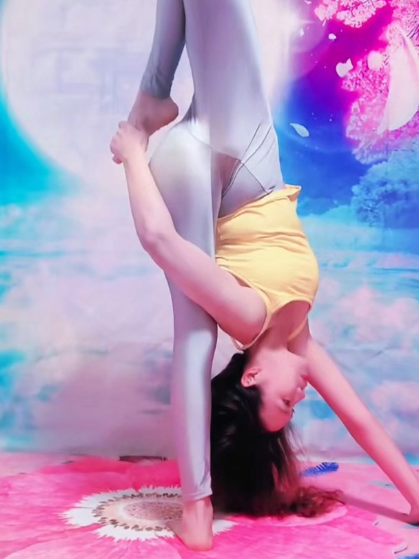 超级士兵式瑜伽体式!快来打卡