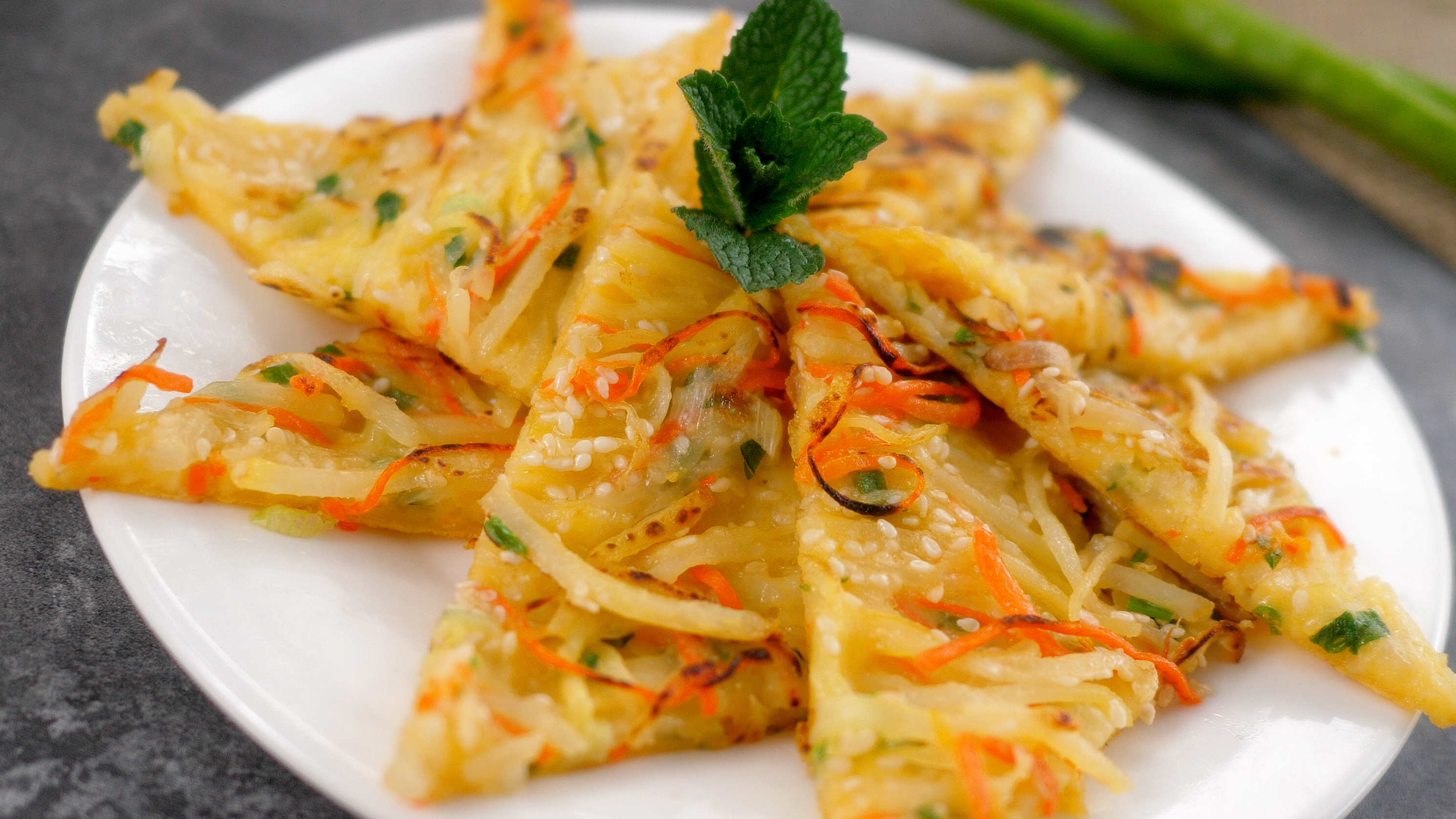 老少皆宜的土豆胡萝卜丝饼，简单快手低卡健康，口感软绵好消化