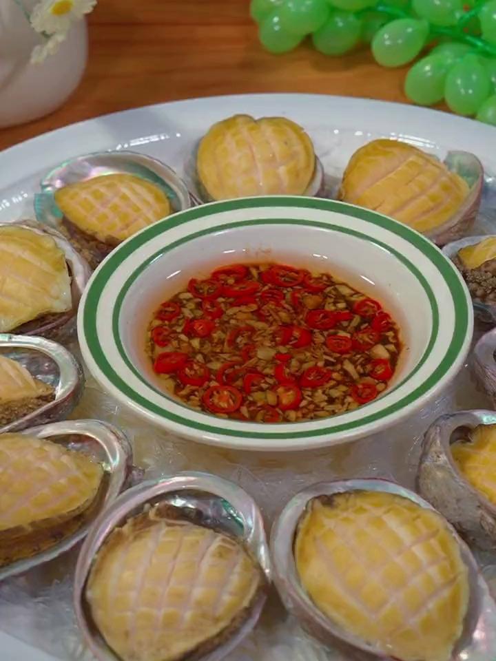 简单易学的鲍鱼做法鲜香入味,厨房小白也能轻松做出饭店的味道