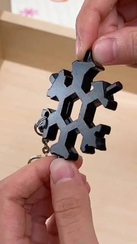 万能小工具雪花扳手,快来试试看-度小视