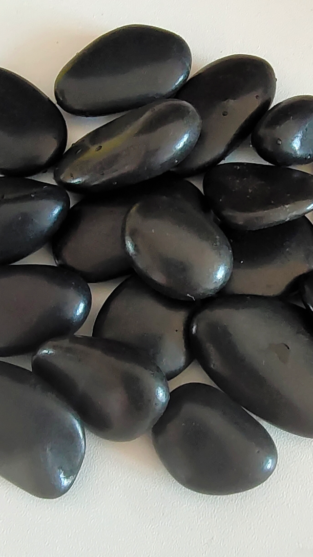 黑色鹅卵石 黑色砾石 黑色雨花石