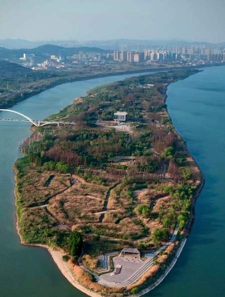 航拍长沙巴溪洲,周末的好去处,是个露营的好地方-度小视