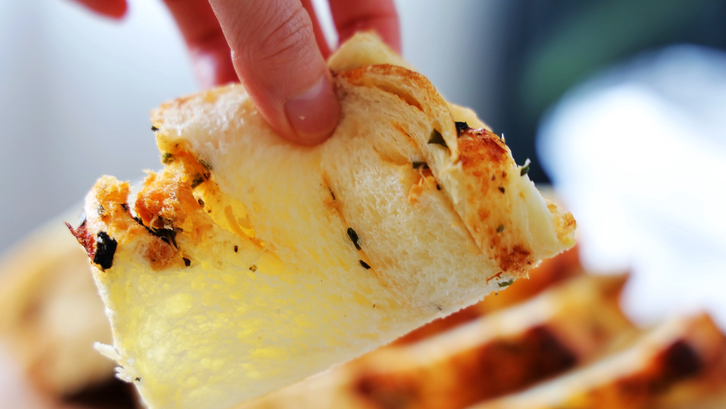 「香葱肉松吐司」软到不可思议的香葱肉松吐司,你值得拥有!