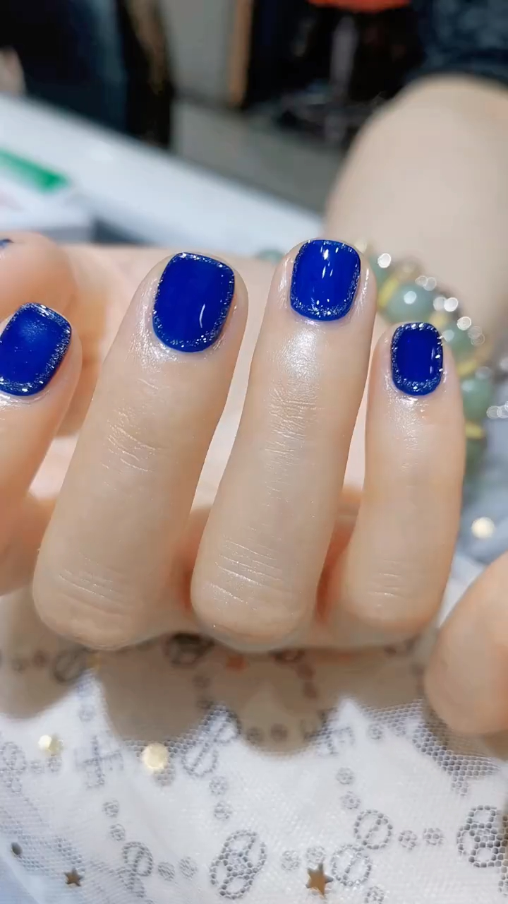 方形美甲分享 宝石蓝美甲