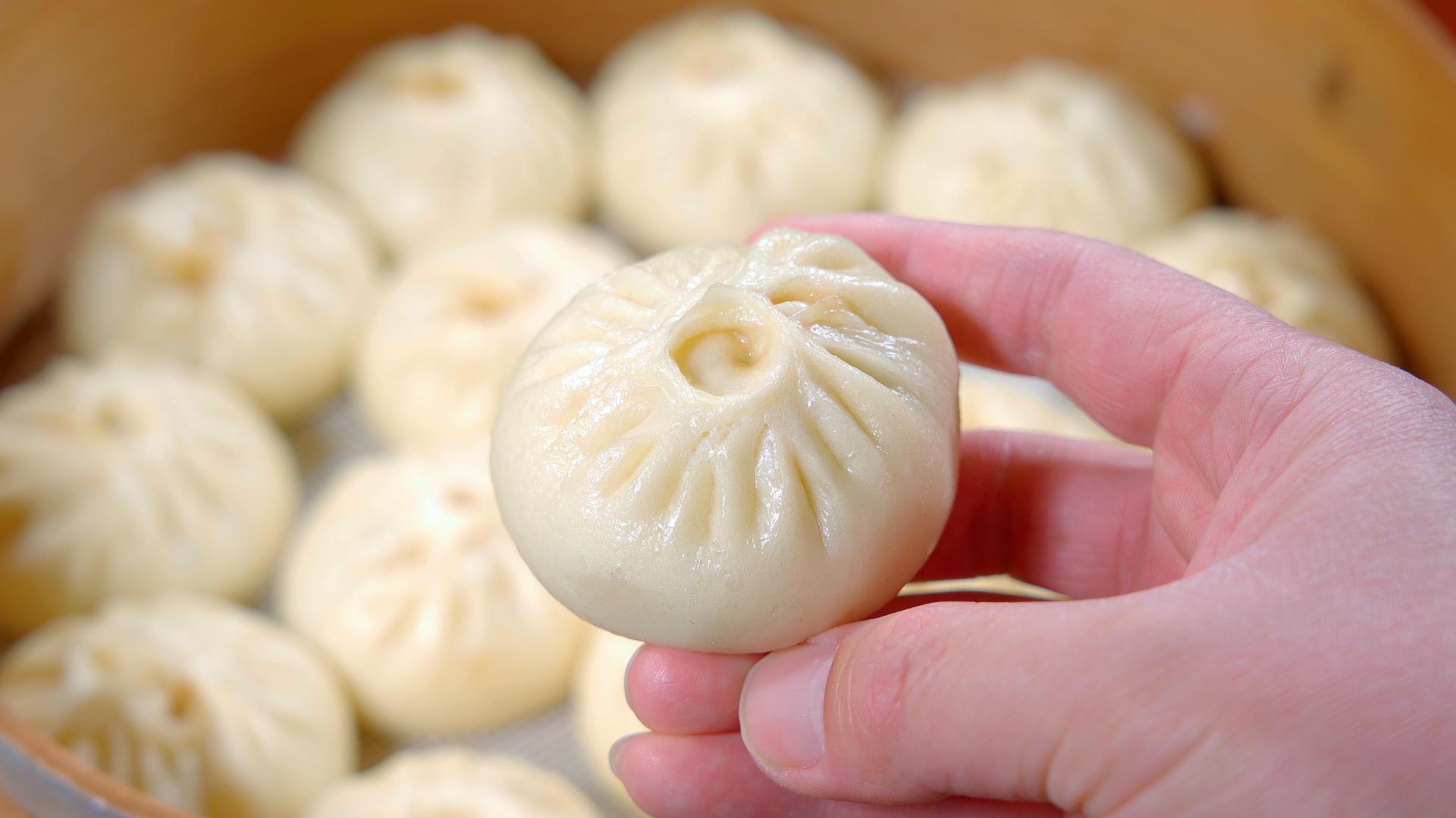 开学了，教你在家做孩子最喜欢的小笼包，皮薄大馅，真好吃