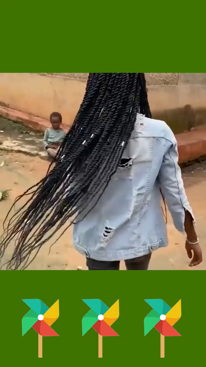 肚子这么大,第一次见看着太吓人了,非洲村子有好多这样的小孩