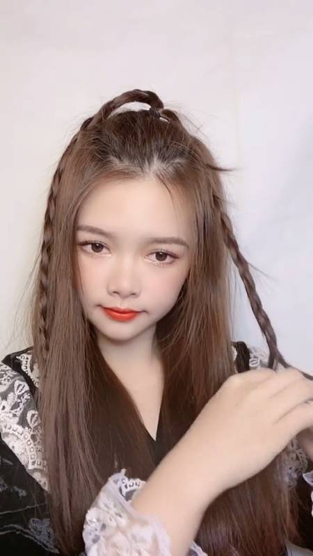 原创 又甜又飒的韩系编发教程 发量少必学 发型-度小视