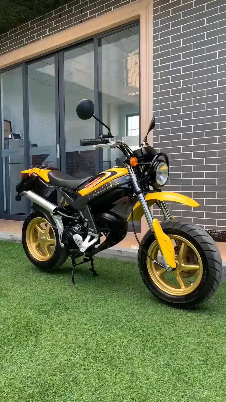 骑上我心爱的小摩托铃木两冲小猴子