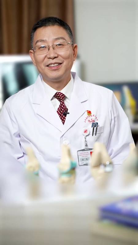 2022-04-0713骨科张民医生184粉丝  关注女孩遇上永远去不掉的污渍