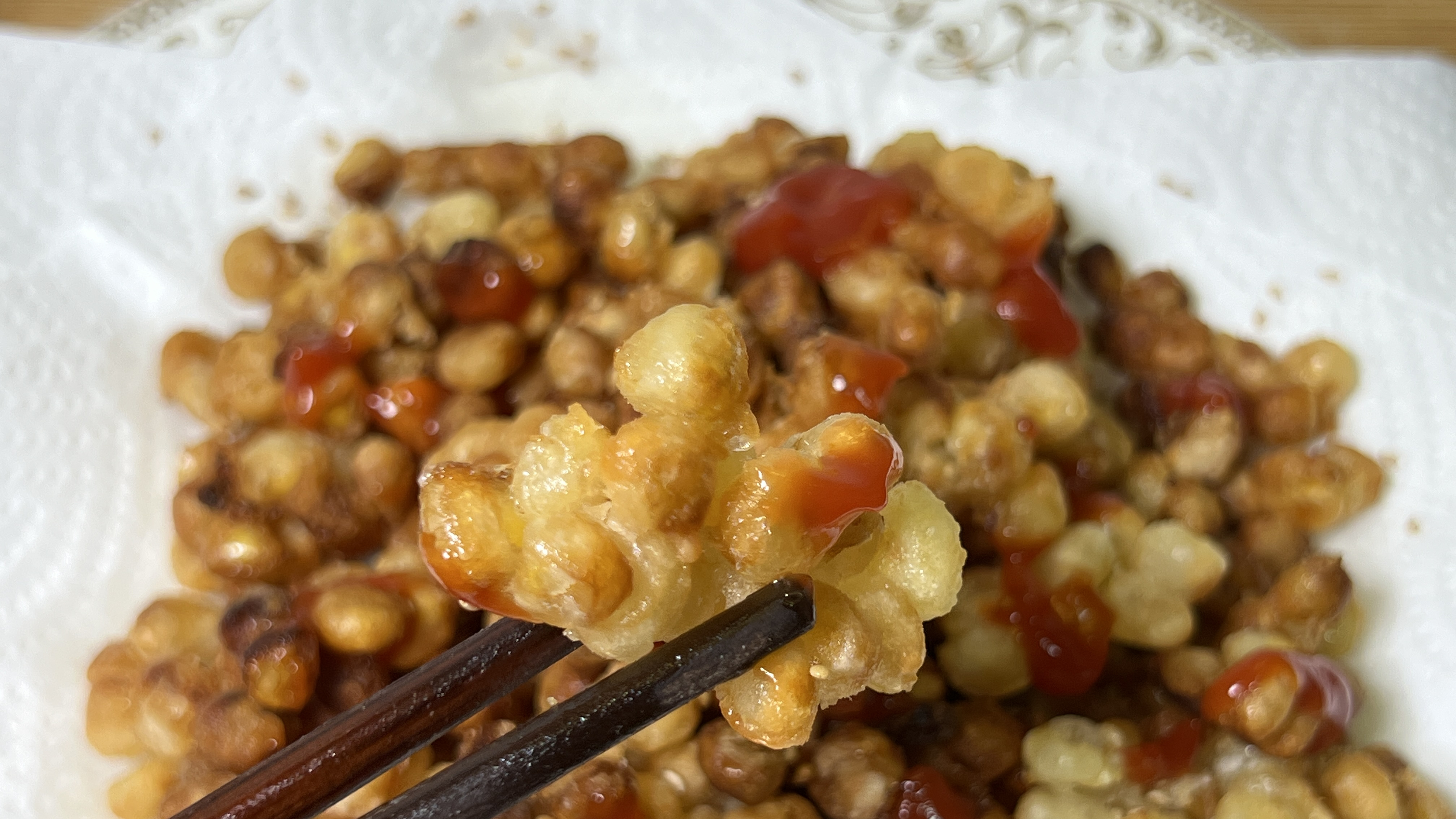 在家自制黄金玉米粒,外表金黄,嚼起来酥脆,酸甜可口,孩子爱吃