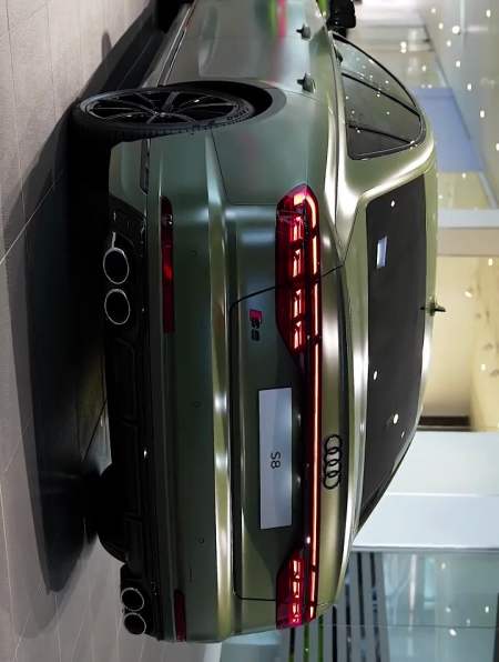 奥迪s8最低调的西装暴徒要是给你选s63还是s8