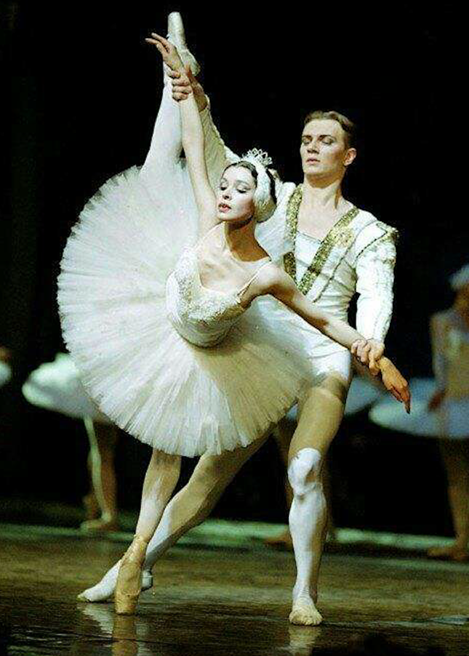 天鹅湖也遭制裁俄罗斯多家芭蕾舞团演出被取消