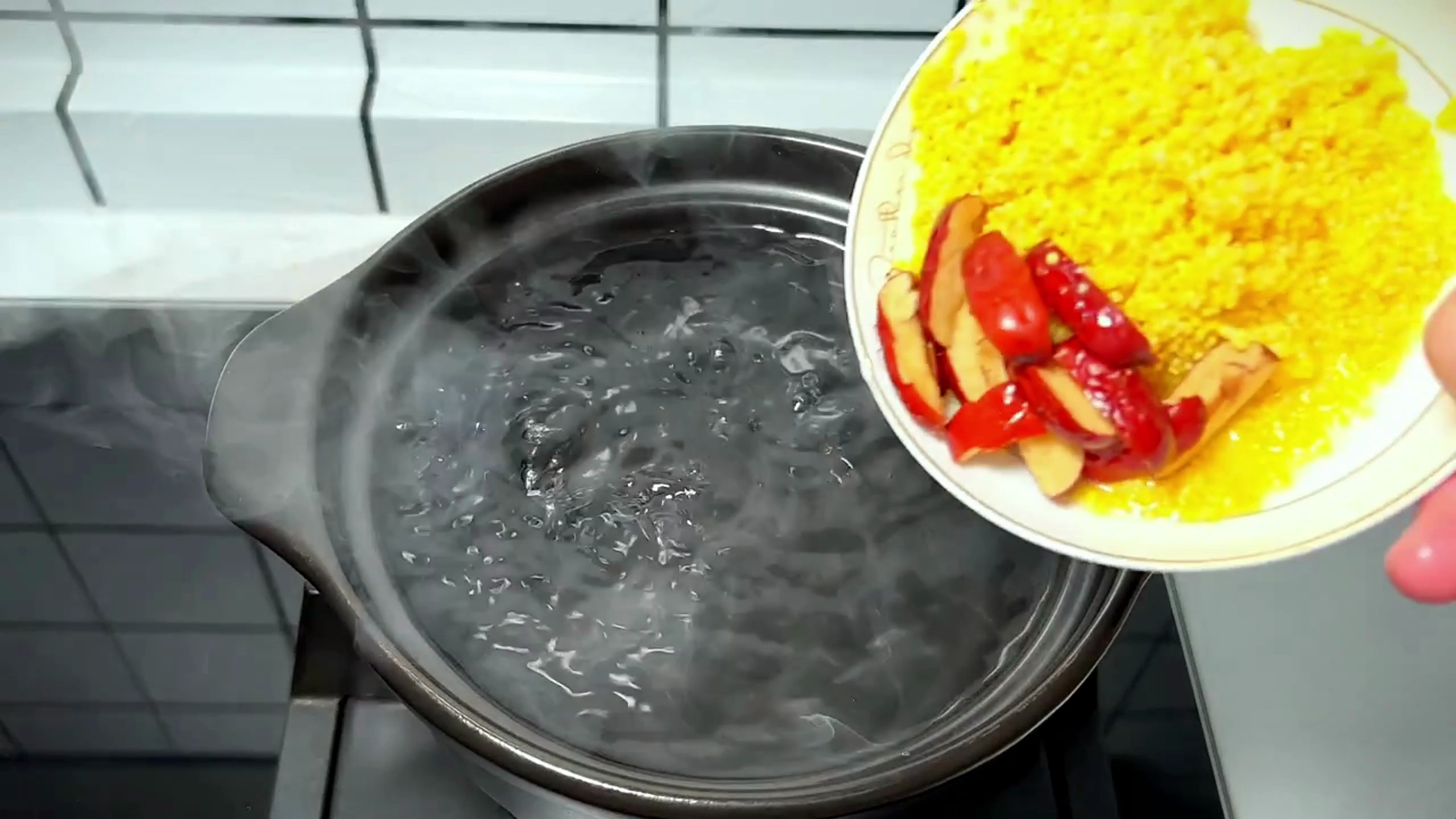 美食 煲汤小米粥