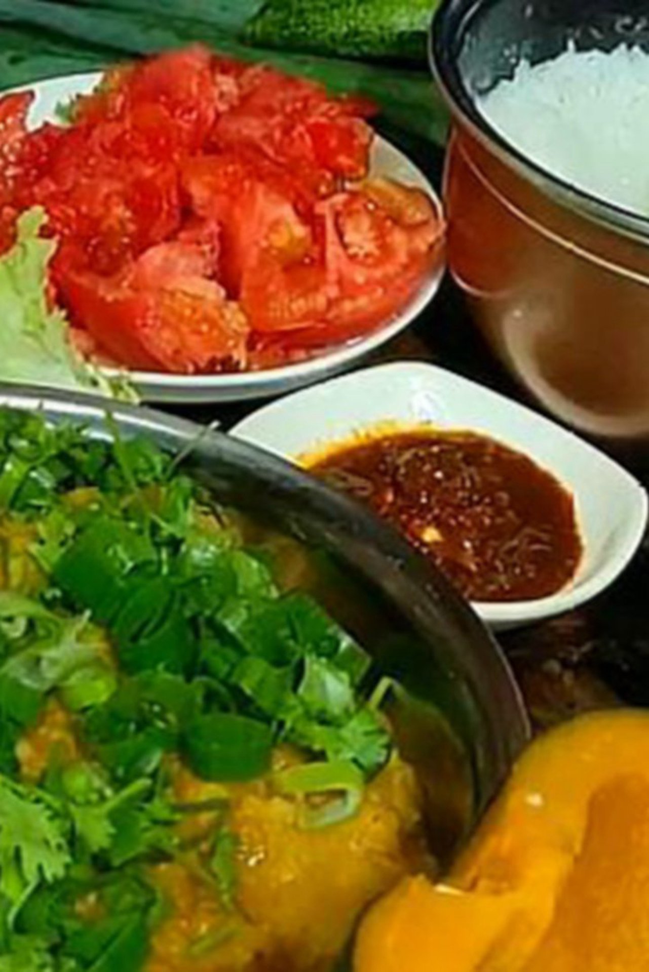 东北大哥开饭了,媳妇做的饭就是好吃,两口子吃得嘎嘎香-度小视