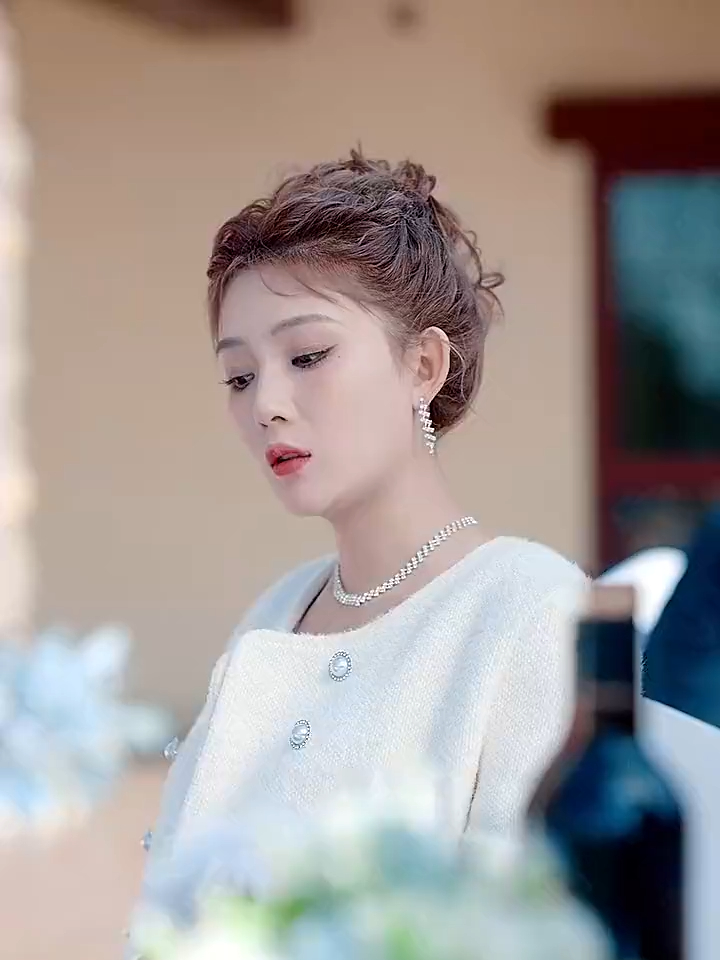 短剧今夕是何年女主角是谁