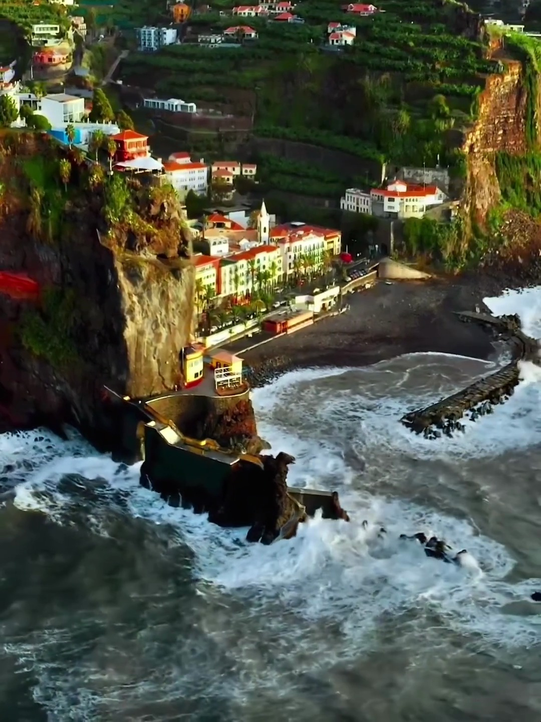 马德拉群岛的c罗一个足球巨星和他的故乡