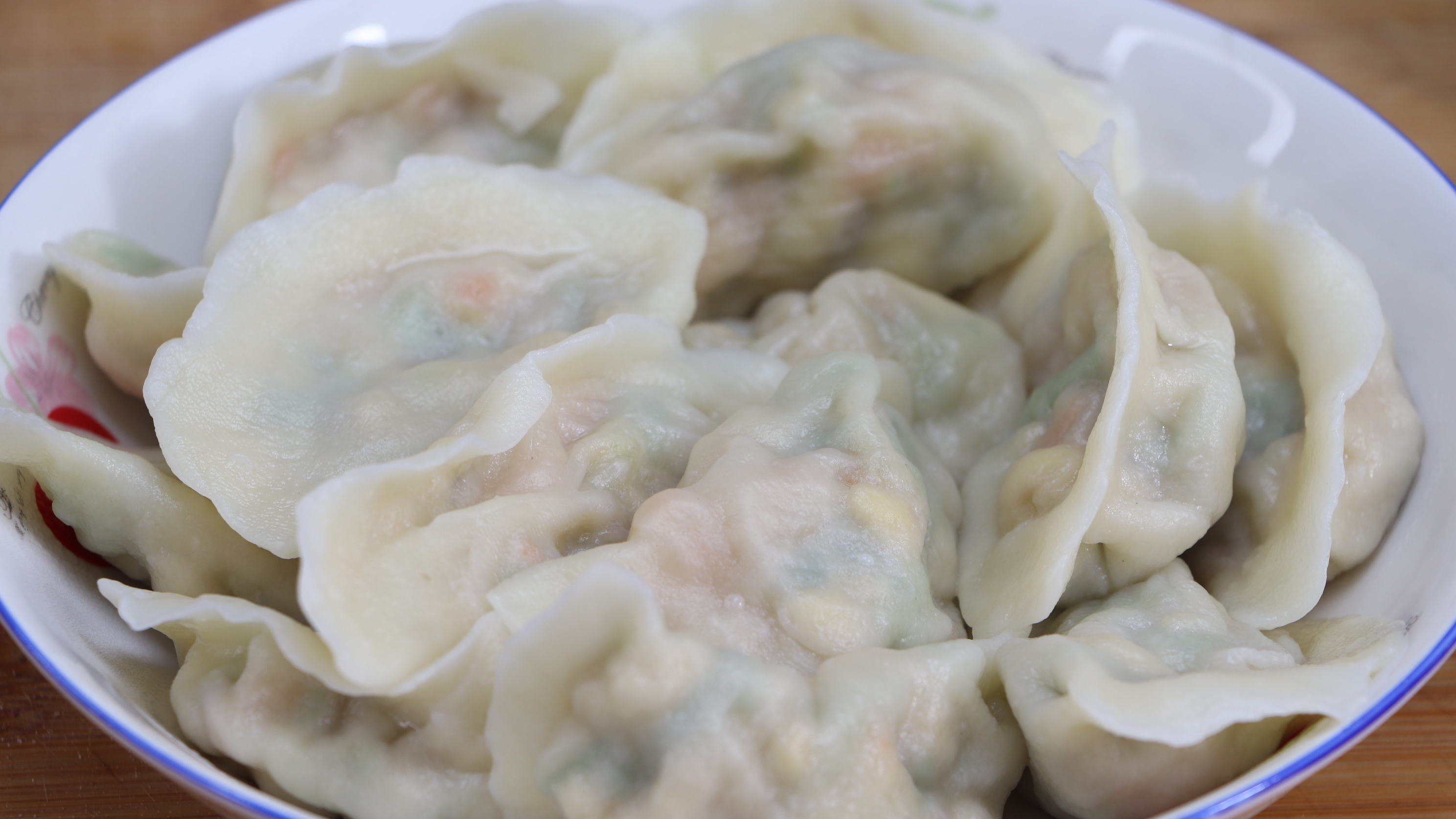 用西葫芦包饺子,实在太好吃了,教你调馅方法,出锅一口一个,香