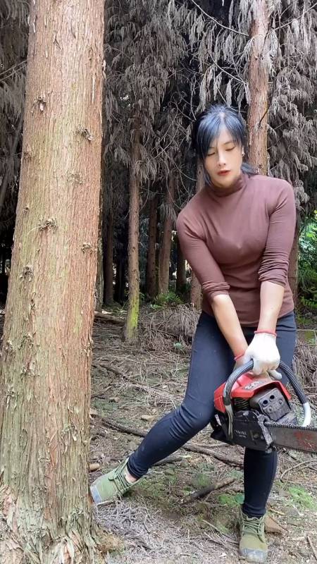 32万次播放.2022-06-261214小凉山沐媚吖1.