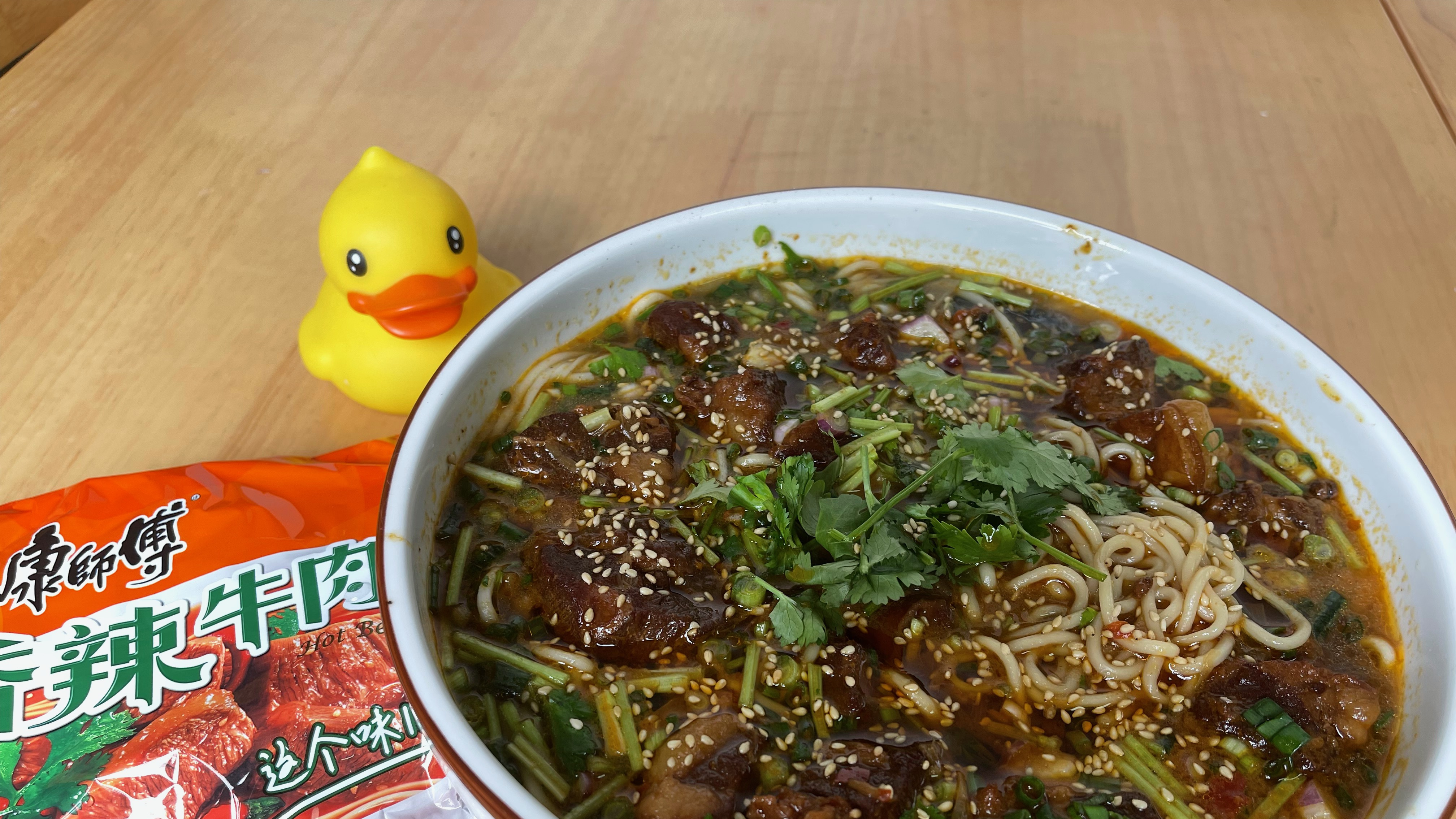 复刻康师傅香辣牛肉面!