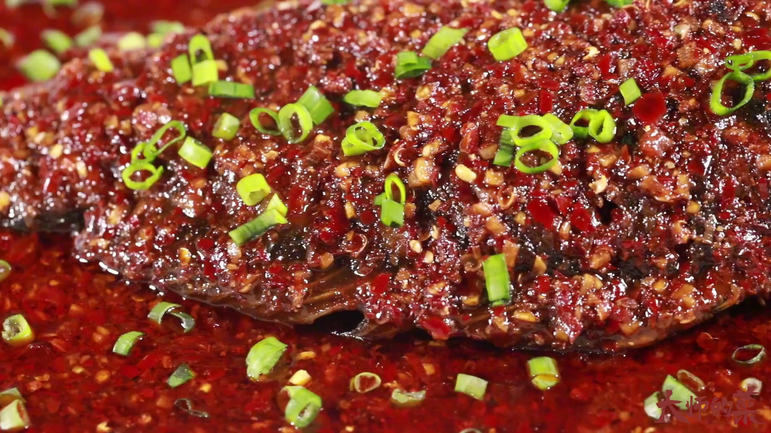 「大师的菜」一口下去三种辣椒和花椒的永定椒麻鱼,选材有讲究!