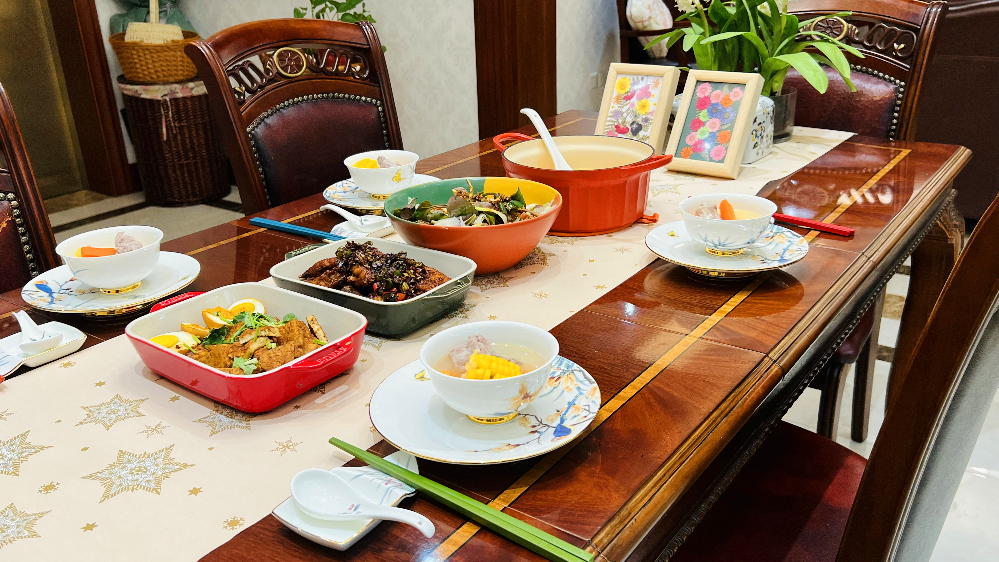 北京一家4口的跨年晚餐,2022年 让我们努力改变生活的每一天