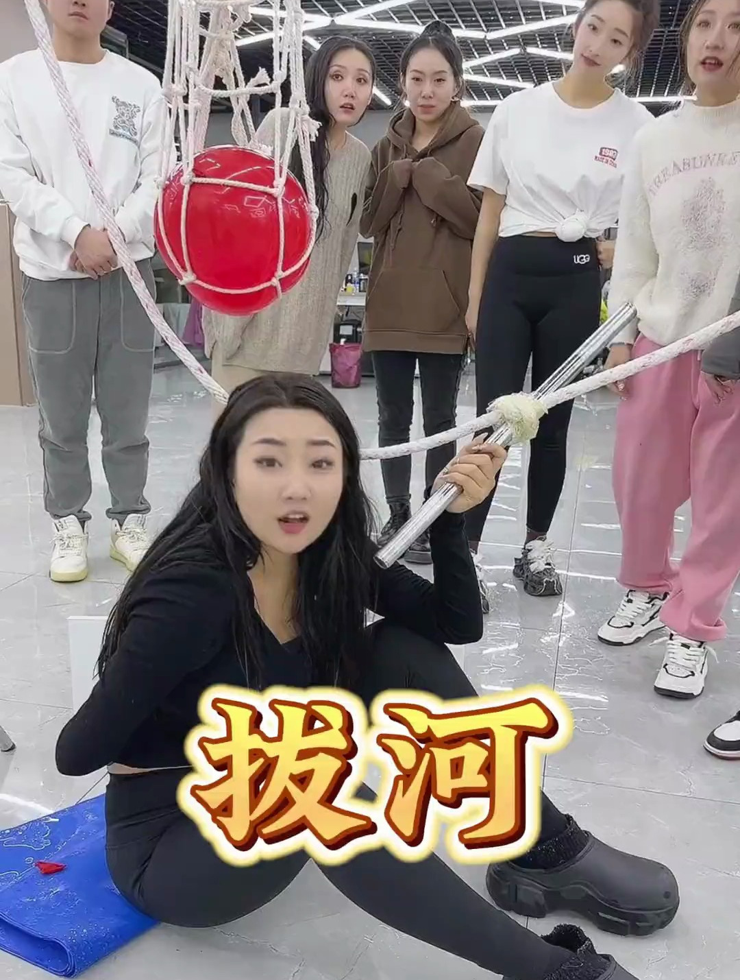 拔河!没想到最后的获胜者是这么赢得!