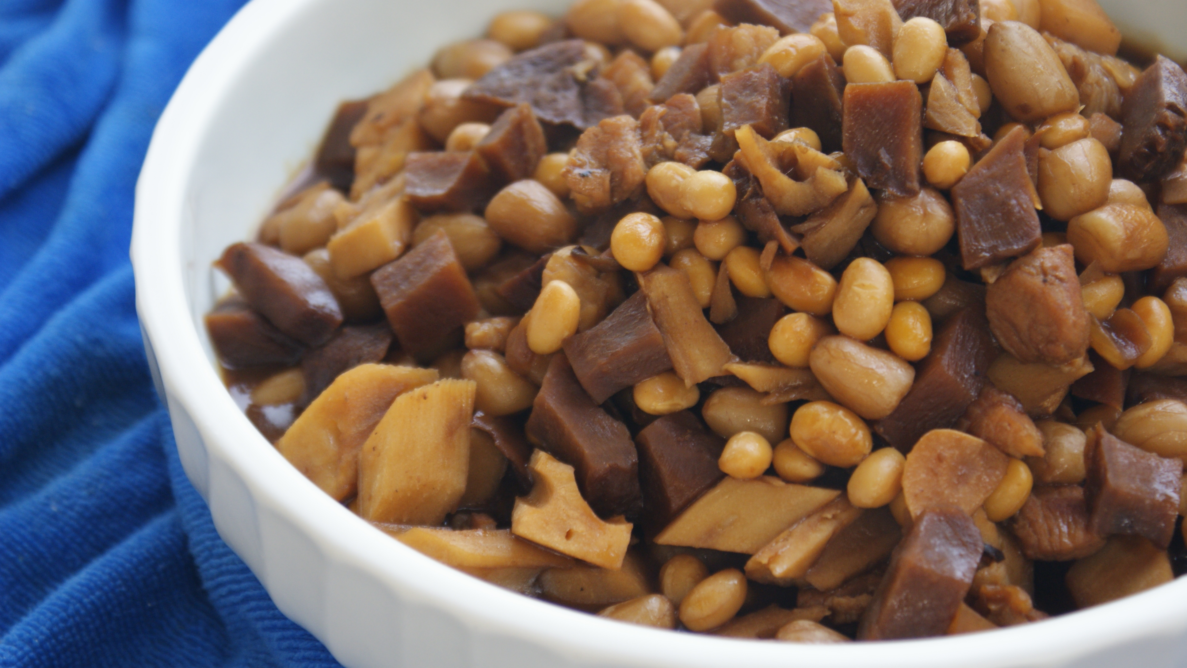 八十岁老父亲亲自操刀做老济南的炒疙瘩咸菜,清粥小咸菜别有风味