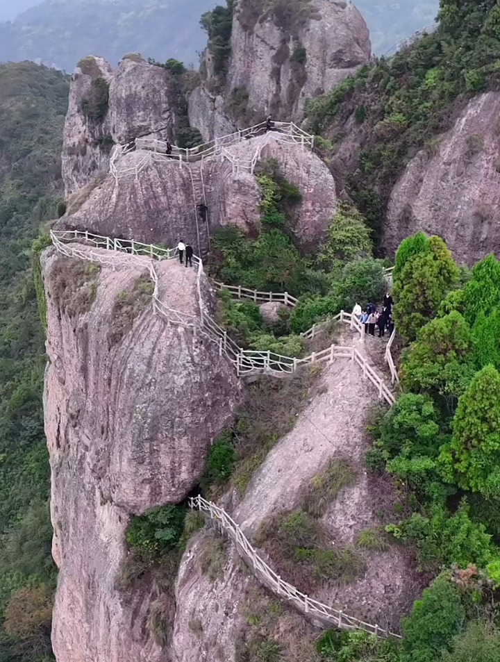 白石洞天图片