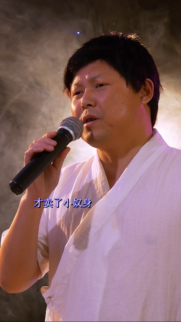 民谣小调《叹十声》,伤感歌声句句唱在心坎里