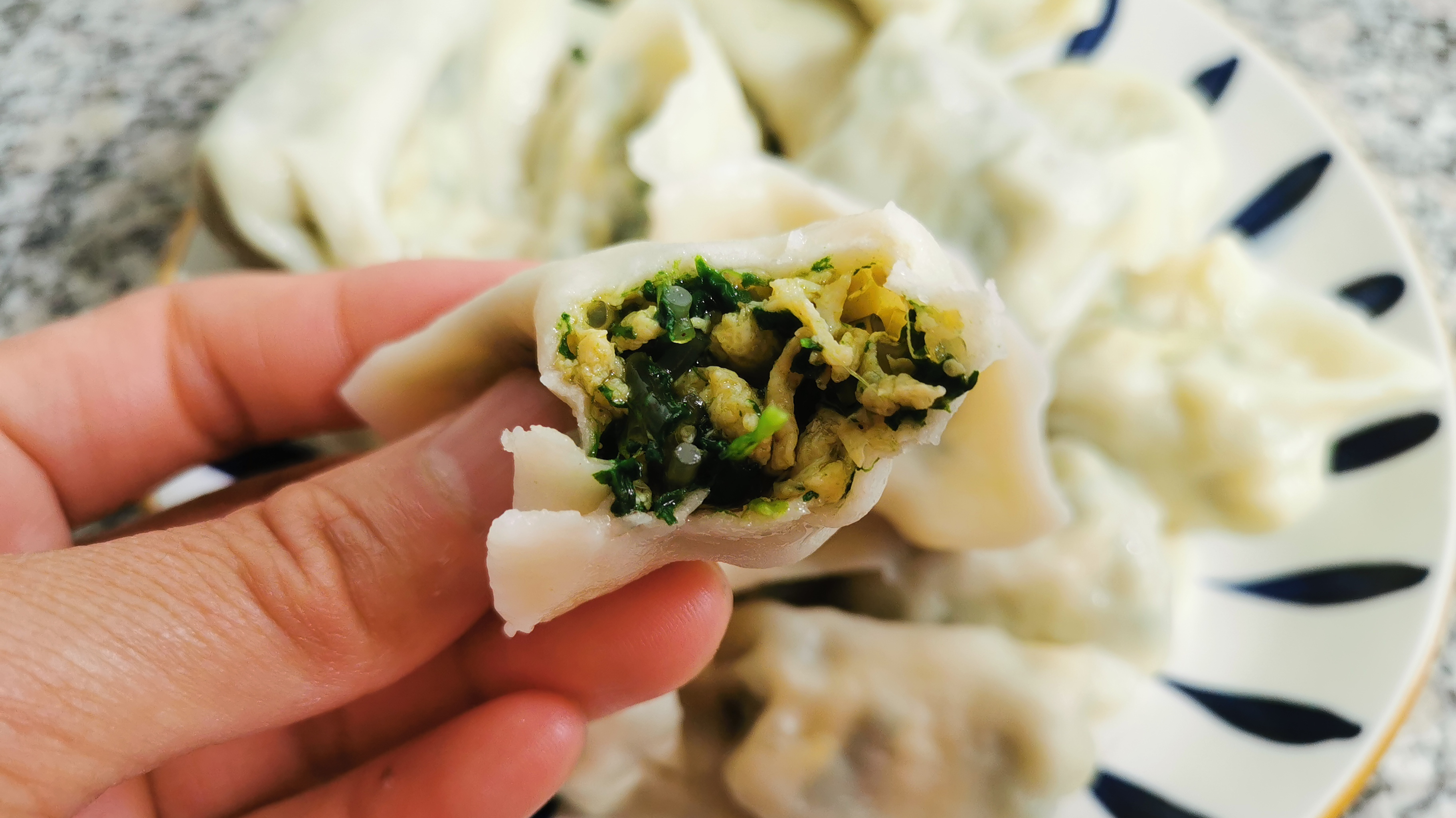 菠菜包饺子,没想到这么好吃,教你调馅方法,一口一个真好吃