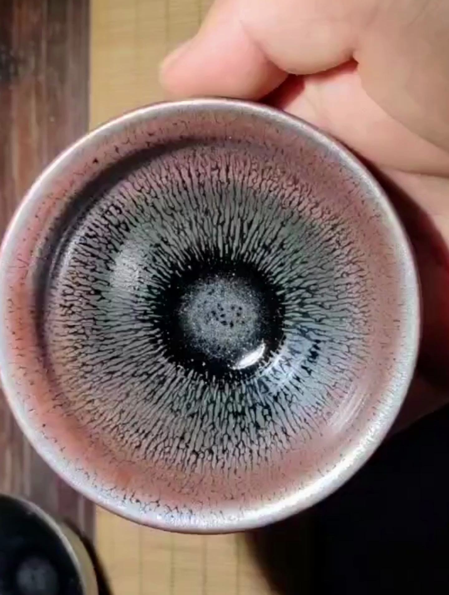 柴烧建盏之兔毫釉,兔毫纹理清晰!