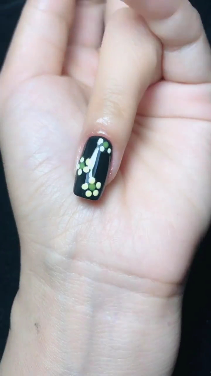 点珠笔点出来的美甲|很好看还好学