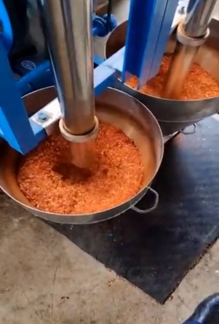 全自动调速电动杠杆不锈钢冲辣椒机 臼捣式双对锅新型双桶粉碎机-度小